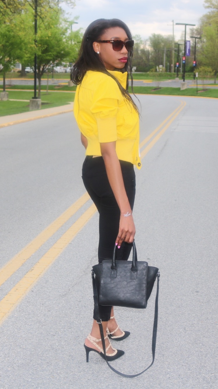 yellow jacket outfit